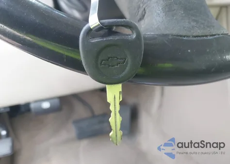 2005 Chevrolet Tahoe Z71 z USA, uszkodzony, nr VIN 1GNEK13T55R207800